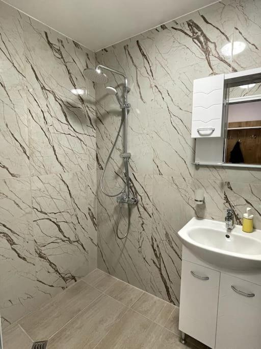Katerina Apartments เวลินกราด ภายนอก รูปภาพ