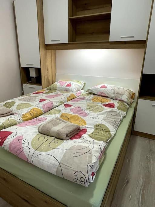 Katerina Apartments เวลินกราด ภายนอก รูปภาพ